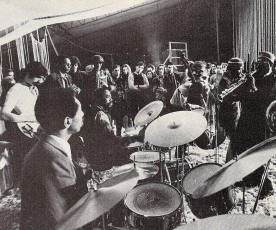 Frank Zappa, Philly Joe Jones, Earl Freeman, Louis Maholo, John Dyani, Grachan Moncur III, and Archie Shepp meet in a jam set